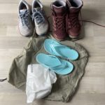 Schuhe und Wäschebeutel