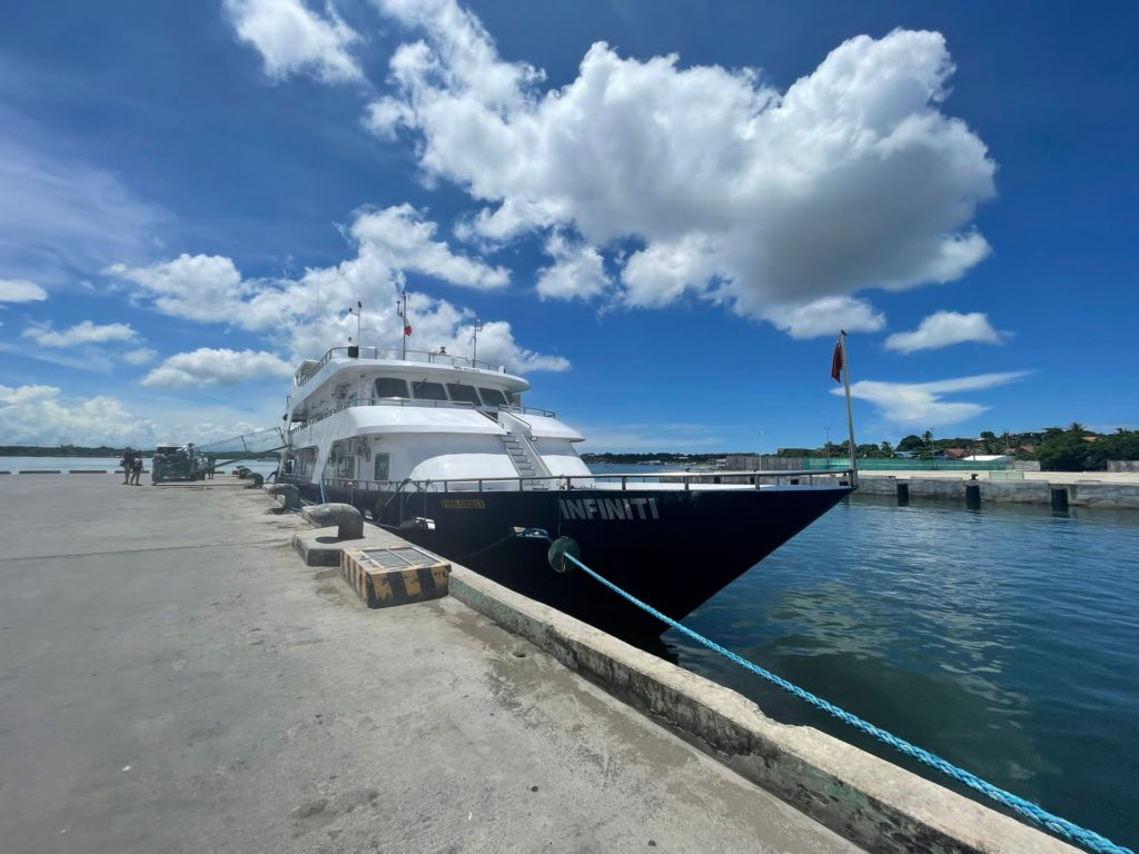Das Schiff Infiniti